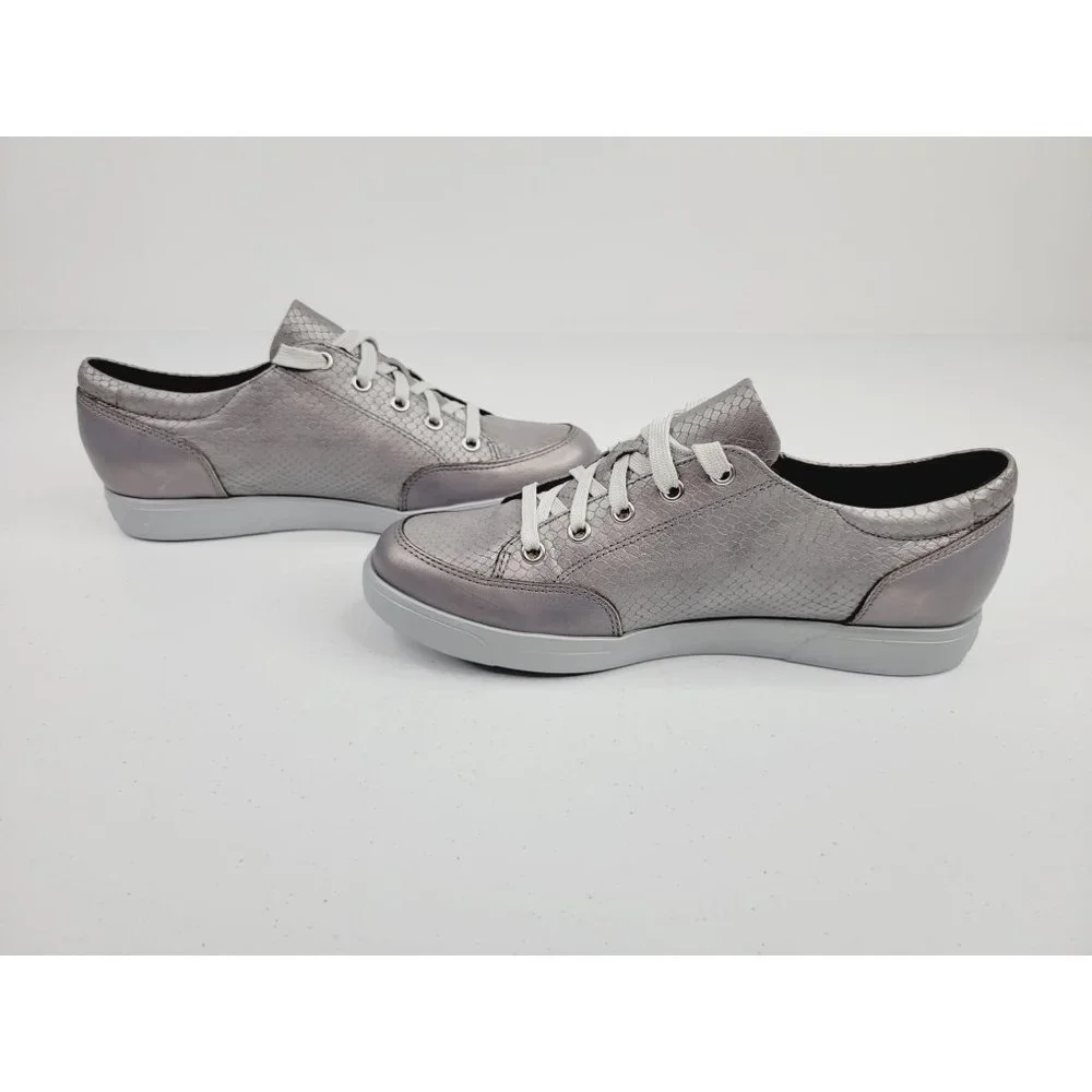 Munro "Gabbie" Leather Gray Sneakers_4